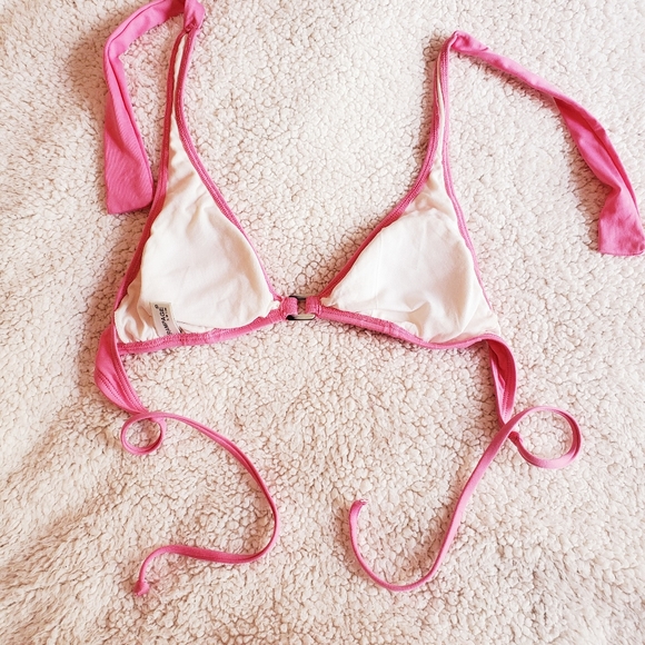 2 Bikini Tops - Picture 3 of 7